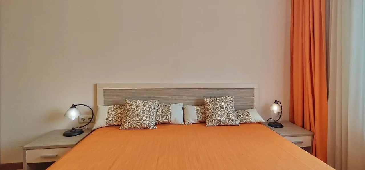 Royal Sun Apartments サニービーチ アパートホテル